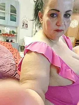 Stripchat Best live sex cam show of IvettkeXXX