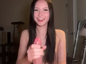 Stripchat Live Sex Cam of luvvivii