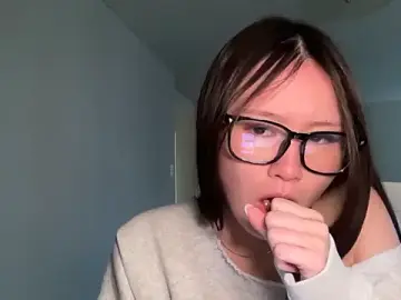 Stripchat Sex Cam of luvvivii