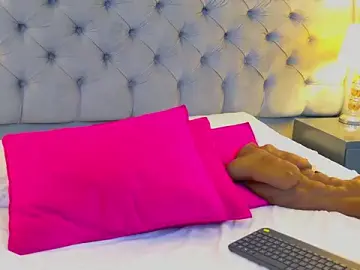 Stripchat Nude Webcam of SamantaG