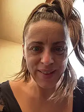 Stripchat Free Live Porn of ladywithbigass