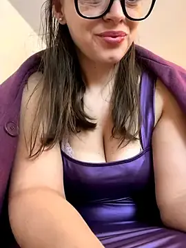 Stripchat Live Porn of ladywithbigass