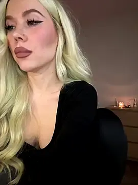 Stripchat Best Webcam of xDinnax