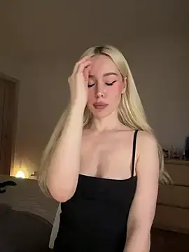 Stripchat Live Sex Cam of xDinnax