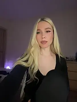 Stripchat Live Sex Cam of xDinnax