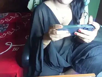 Stripchat Nude Webcam of BengaliQueenStar