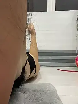 Stripchat Live Porn of Aley-yy