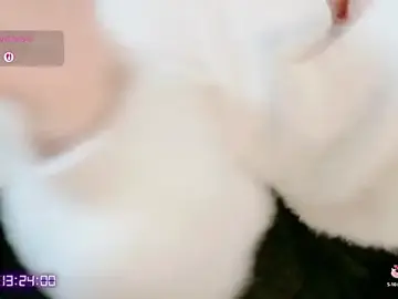 Stripchat Free Porn Cam of Hina-Happy