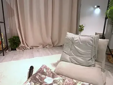 Stripchat Free Live Porn of Innocenthish