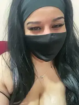 Stripchat Live Sex Cam of mari_layali