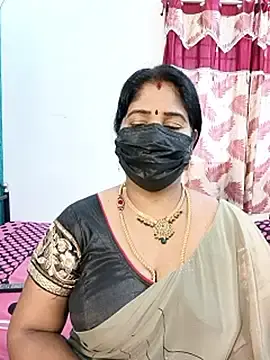 Stripchat Adult Video Chat of tamil-aunt