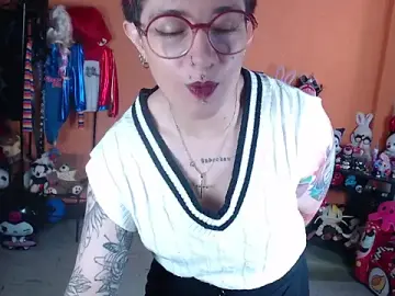 Stripchat Sex Cam of MissMiia2