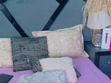 Stripchat Live Sex Cam of CataStones