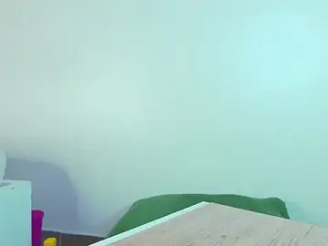 Stripchat Watch Live Sex Cams of RiriiBrunette__