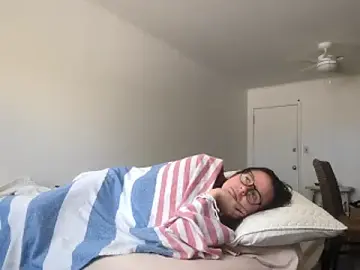 Stripchat Sex Cam of Erikaz2025