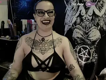 Stripchat Live Sex of Evil_Queen_666