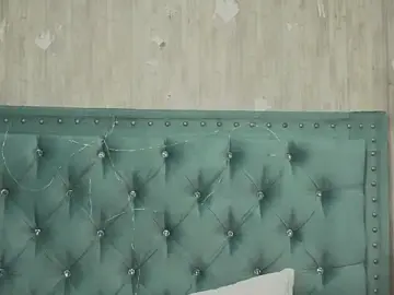 Stripchat Adult Webcam of Marcelaa_fox