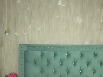 Stripchat Free Porn Cam of Marcelaa_fox