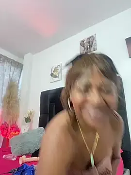 Stripchat Nude Webcam of AranzaFrequency