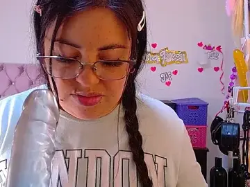 Stripchat Adult Webcam of lanaqueen699