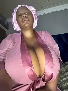 Stripchat Best Webcam of Chubbykarisma27