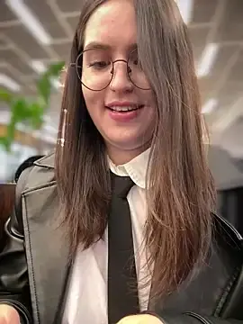 Stripchat Free Porn Cam of meow_girl