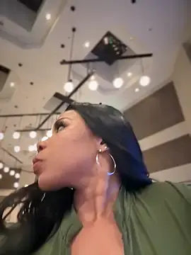 Stripchat Watch Live Sex Cams of Belle___