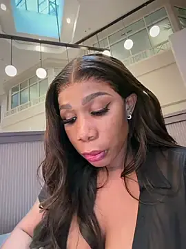 Stripchat Free Porn Cam of Belle___