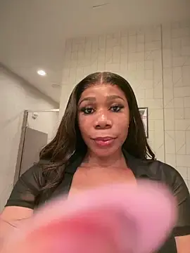 Stripchat Free Live Porn of Belle___