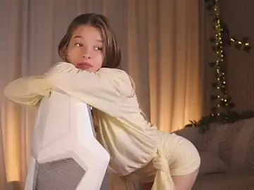 Stripchat Watch Live Sex Cams of UdelaHathorne