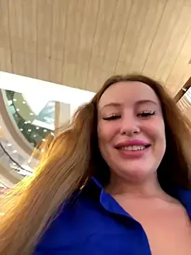 Stripchat Nude Webcam of AndreaMood