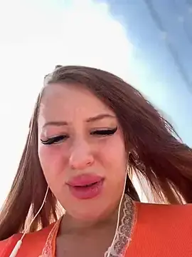 Stripchat Nude Webcam of AndreaMood