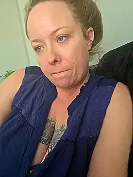 Stripchat Nude Webcam of julimonroe