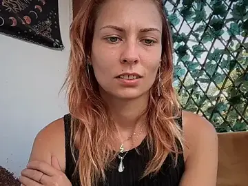 Stripchat Adult Webcam of karo123421