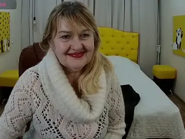 Stripchat Live Sex Cam of EmmaEllison