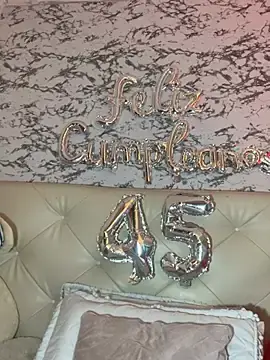 Stripchat Free Porn Cam of Lili__taylor