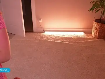 Stripchat Watch Live Sex Cams of Miablueye