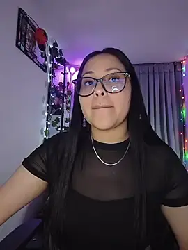 Stripchat Adult Webcam of Bella-Gema