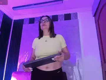 Stripchat Live Sex of Agatha_Pleasure