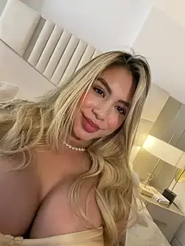 Stripchat Sex Chat of _laura_02