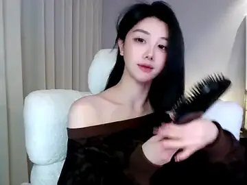 Stripchat Sex Cam of xiaxia-baby_