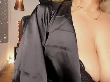 Stripchat Free Live Porn of victoria_giraldo