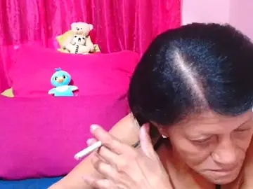 Stripchat Sex Cam of SLUTTYROXY