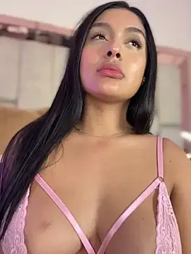 Stripchat Best Webcam of Kleverly_Manson1