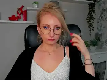 Stripchat Best Webcam of CinderellaMoon