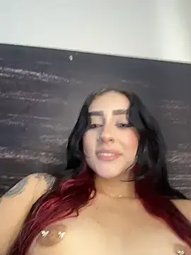 Stripchat Nude Webcam of sharlot24