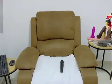 Stripchat Watch Live Sex Cams of evvaa_moon69
