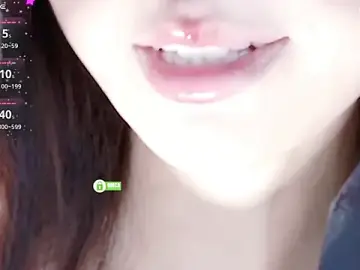 Stripchat Best live sex cam show of -Hell0-Kitty