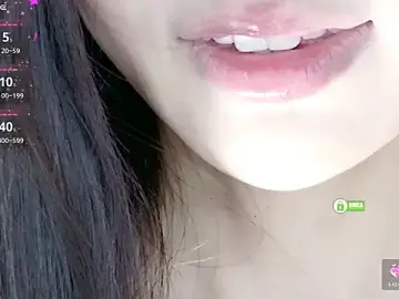 Stripchat Free Porn Cam of -Hell0-Kitty