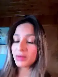 Stripchat Free Porn Cam of AliceStone19